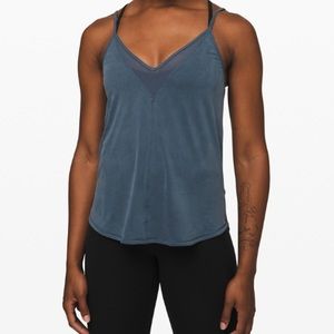 LULULEMON IN FLOW ELEGANCE TANK SIZE 8